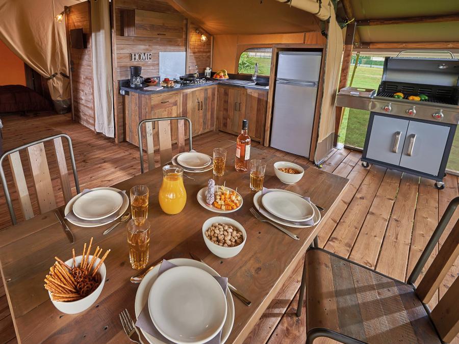 Tente en toile et en bois 4 personnes - Lodge Insolite Pinède 34 m² - 2 chambres + Terrasse couverte + Plancha - 4/5 pers 7