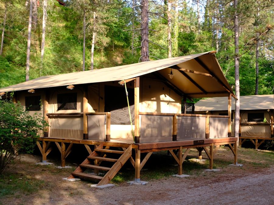 Tente en toile et en bois 4 personnes - Lodge Insolite Pinède 34 m² - 2 chambres + Terrasse couverte + Plancha - 4/5 pers 15