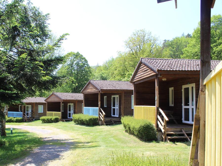 Chalet 4 personnes - Chalet Arbre : 2 chambres + TV, 4 pers 4