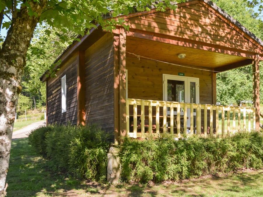 Chalet 4 personnes - Chalet Arbre : 2 chambres, 4 pers 1