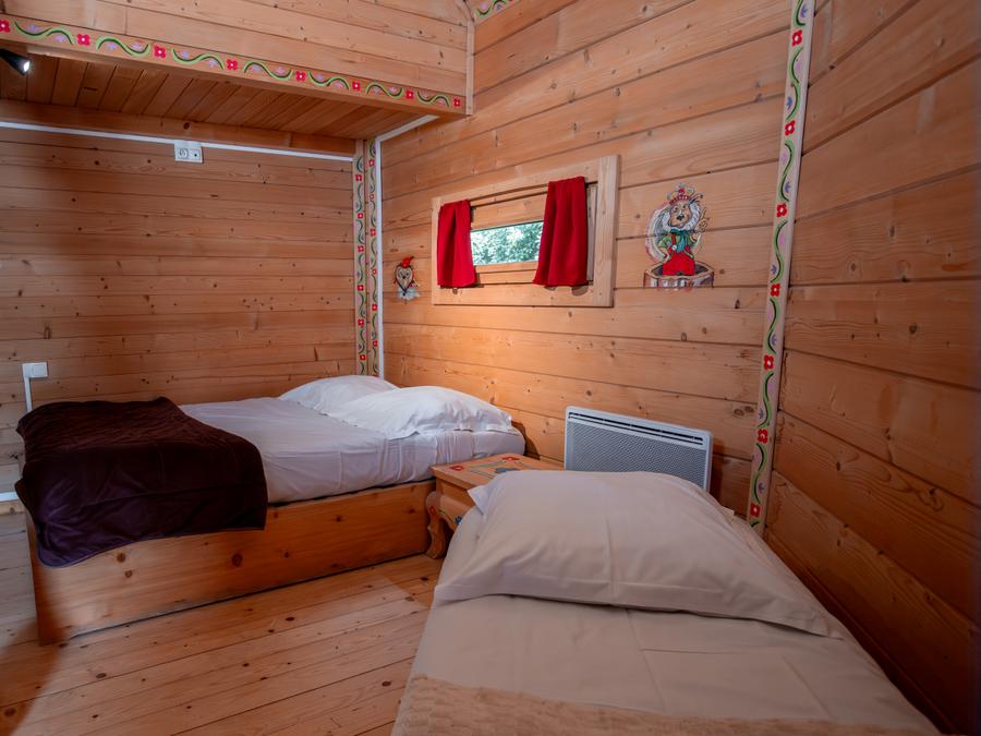 Hébergement 6 personnes - Yourte Isba 1