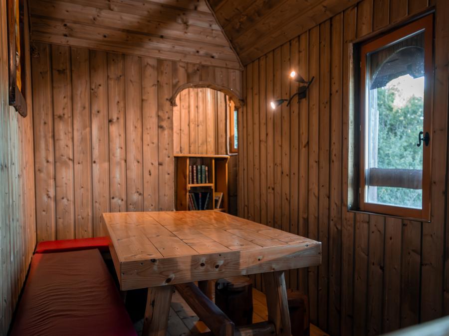 Hébergement 10 personnes - Château dans les branches 5