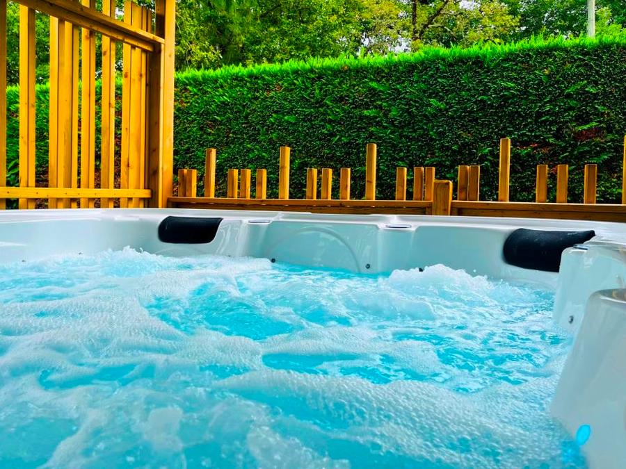 Mobilhome 6 personnes - Prestige climatisé avec SPA, 3 Ch, 2 Salles d'eau, 2 WC (année 2025) 4