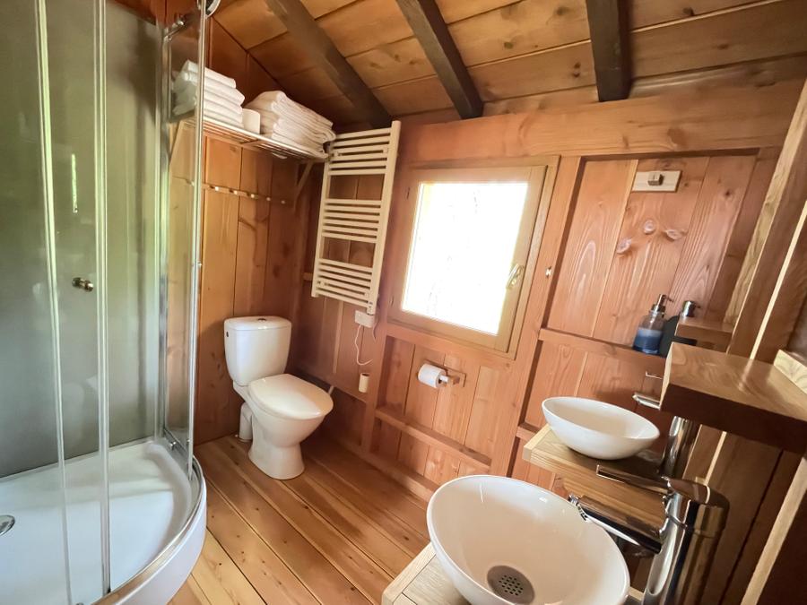 Insolite 6 personnes - Cabane perchée familiale avec jacuzzi dans les bois 1/6 pers 6