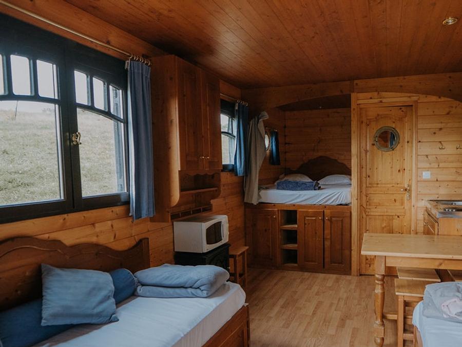 Hébergement 5 personnes - Roulotte Gîte 4/5 pers 7