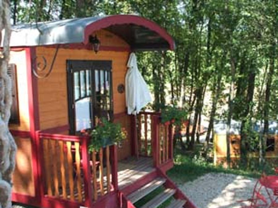 Hébergement 5 personnes - Roulotte Gîte 4/5 pers 0