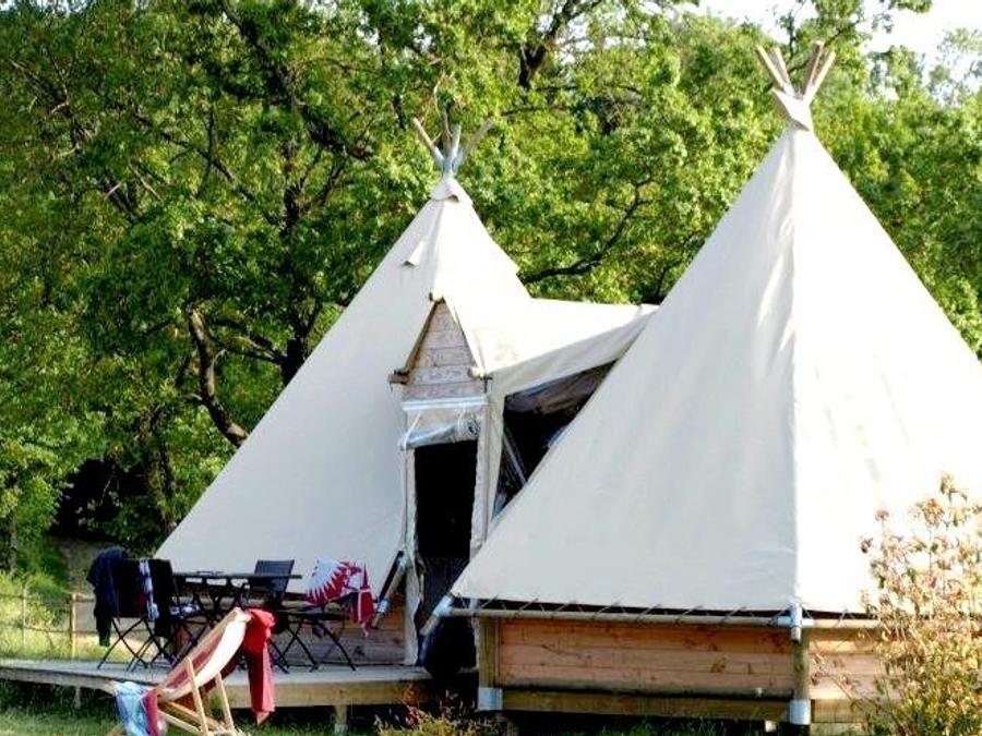 Hébergement 7 personnes - Tipi Lodge 6/7 pers 0