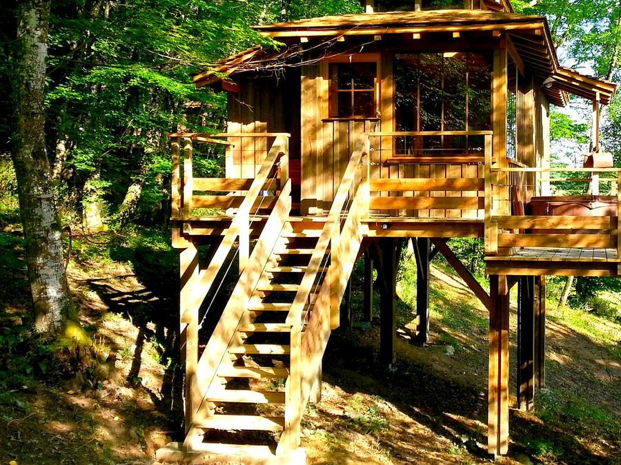 Insolite 6 personnes - Cabane et jacuzzi privatif 1/6 pers 0