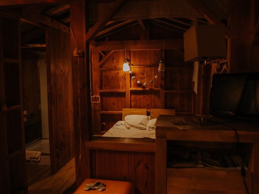 Insolite 6 personnes - Cabane et jacuzzi privatif 1/6 pers 6