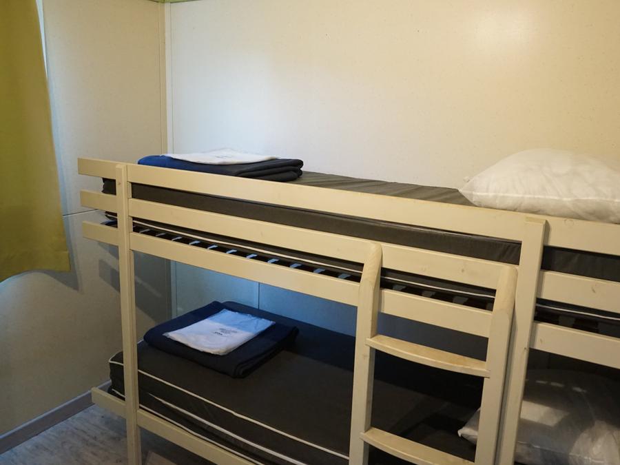 Chalet 4 personnes - 25m² / 2 chambres - Terrasse couverte 10