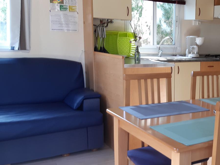 Mobilhome 4 personnes - 32m2 11