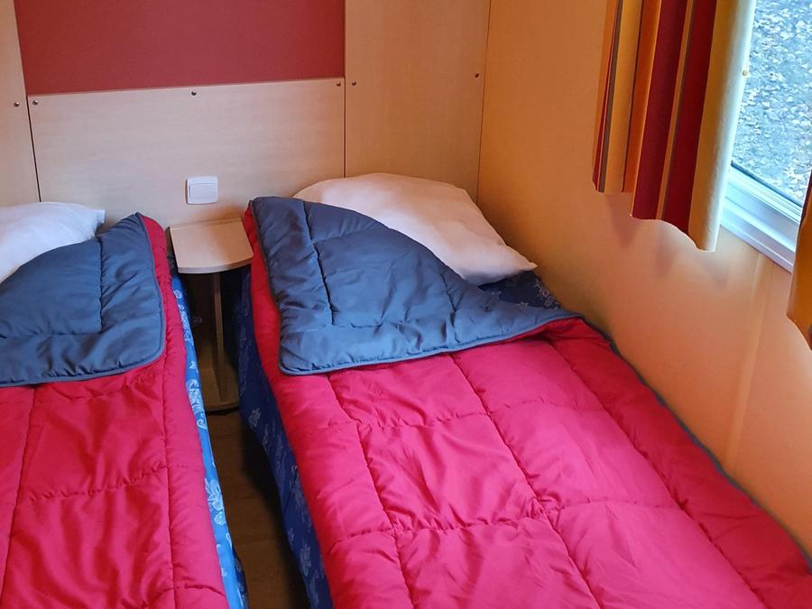 Mobilhome 4 personnes - 24m2 - lits jumeaux 3