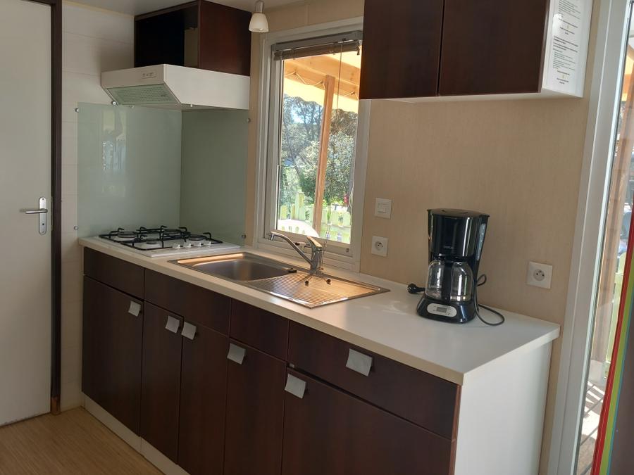 Mobilhome 4 personnes - TOUT CONFORT - 2 chambres avec climatisation et TV - 28 m² 6