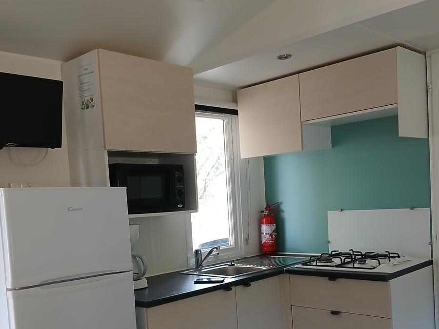 Mobilhome 6 personnes - TOUT CONFORT - 3 chambres avec climatisation et TV - 30m² 5