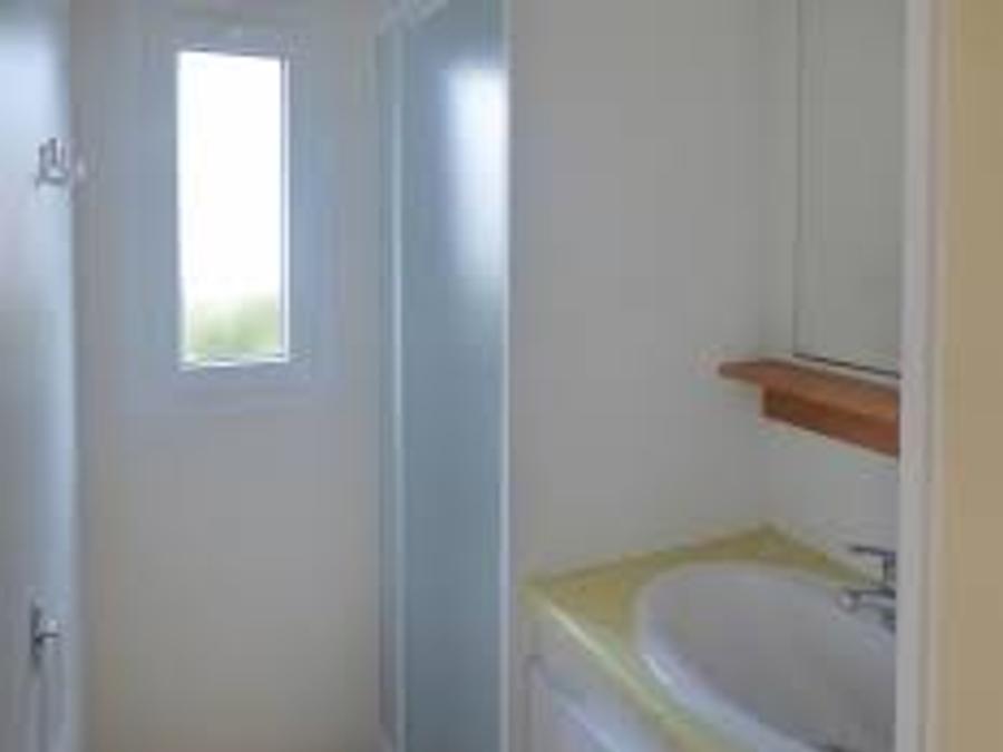 Mobilhome 5 personnes - LOUISIANE - 2 chambres avec terrasse couverte - 22m² 6