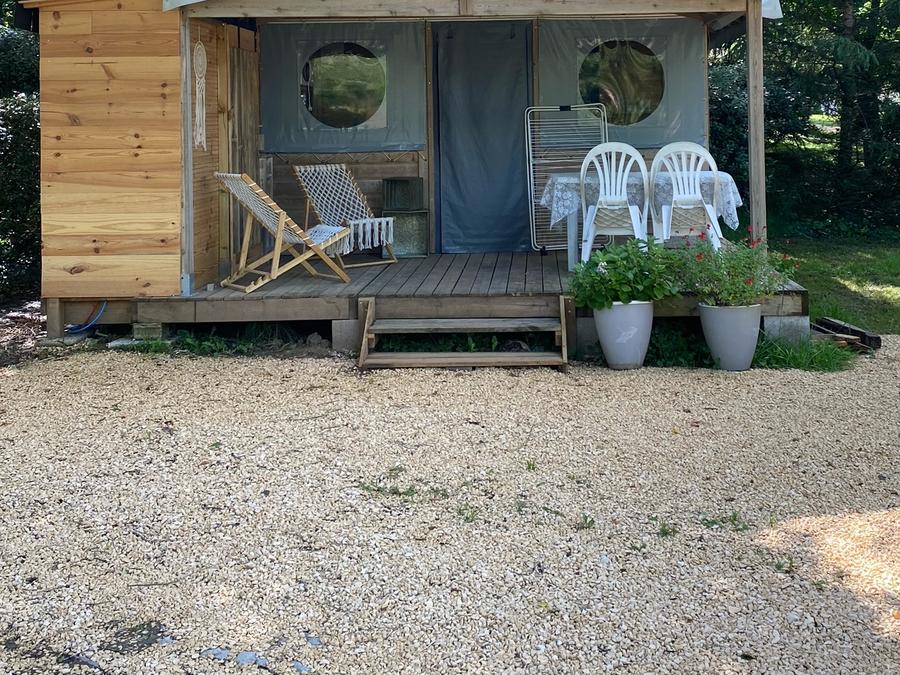 Bungalow toilé 4 personnes - B30 Lodge Toilé 2ch WC 0