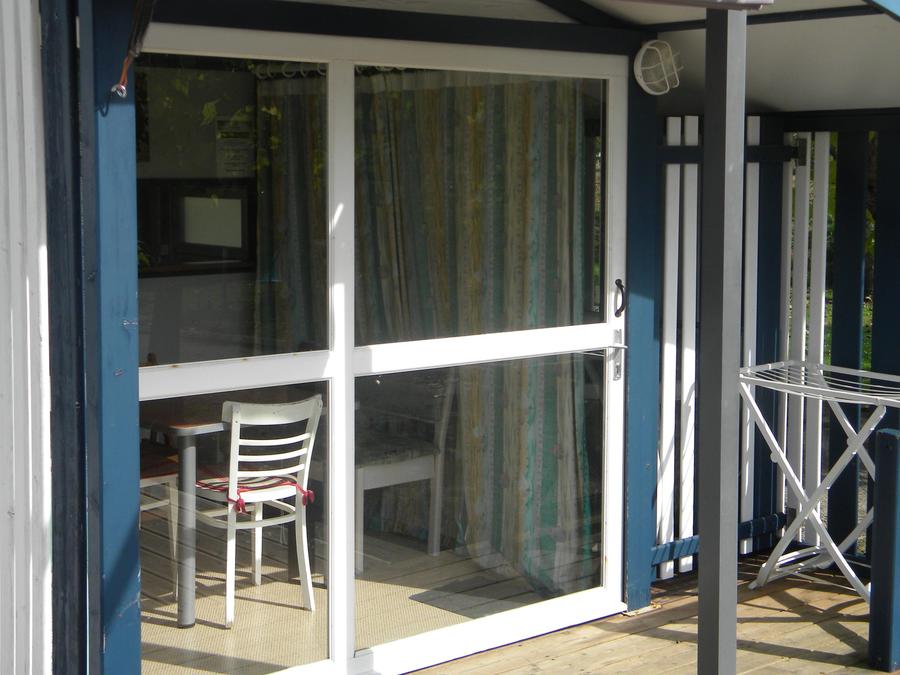Chalet 5 personnes - H 32 CHALET 2 ch Grande terrasse 0