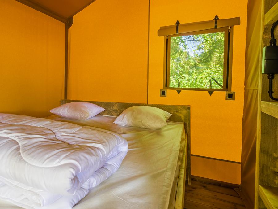 Tente en toile et en bois 5 personnes - SLOW LODGE - sans sanitaire 5