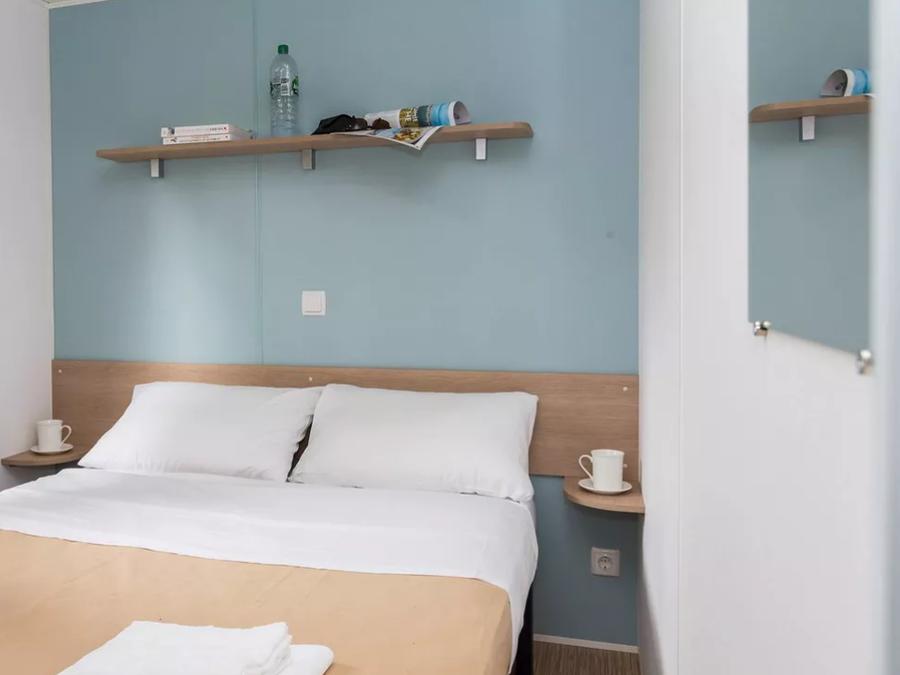 Mobilhome 4 personnes - Premium 28m² - 2 chambres + TV + Terrasse + draps et serviettes 3