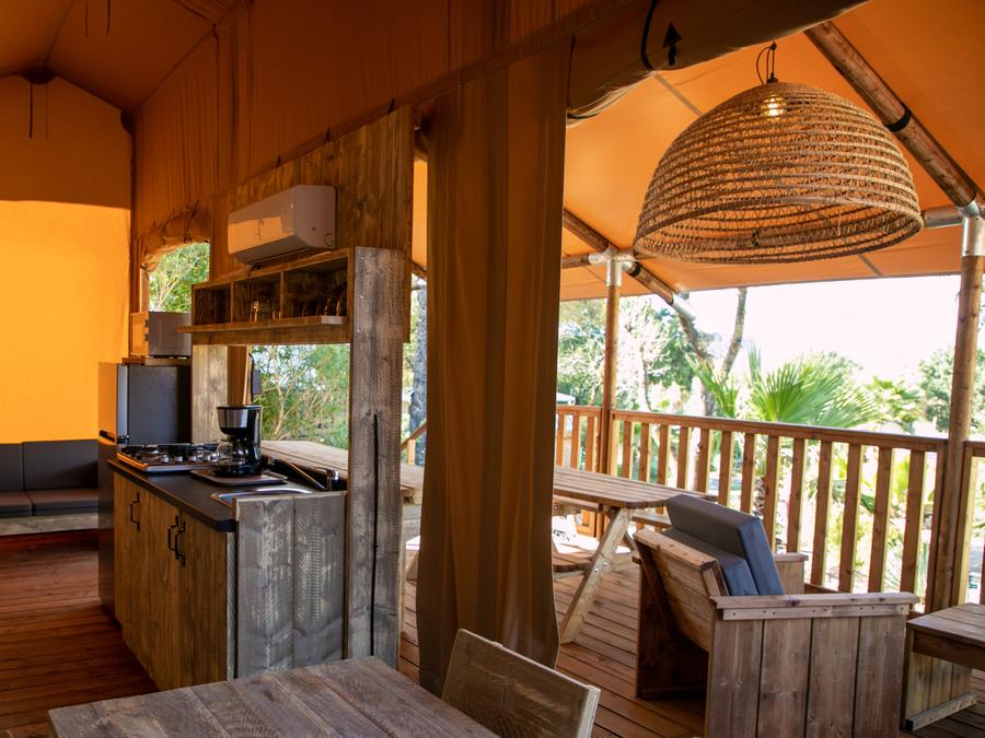 Tente en toile et en bois 5 personnes - VARADERO 2 chambres - 50 m2 2