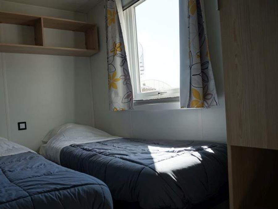 Mobilhome 8 personnes - C- Mobil-home Quatro - 4 chambres 2 salles de douche 4