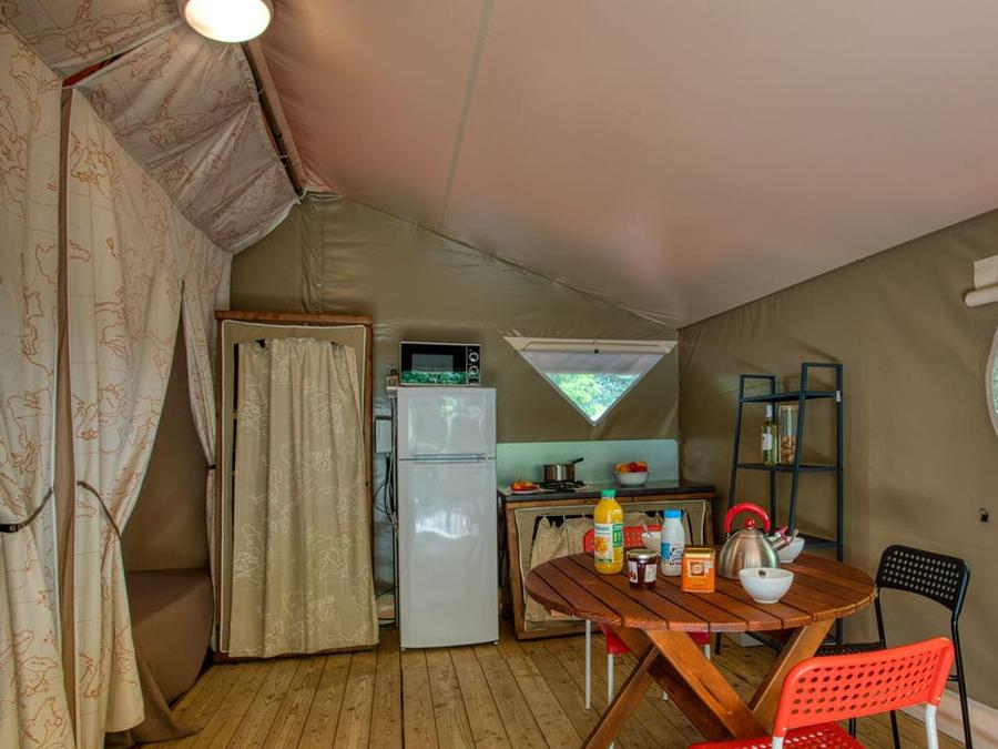 Tente en toile et en bois 5 personnes - LODGE CANADA sans sanitaires 20 m² 4