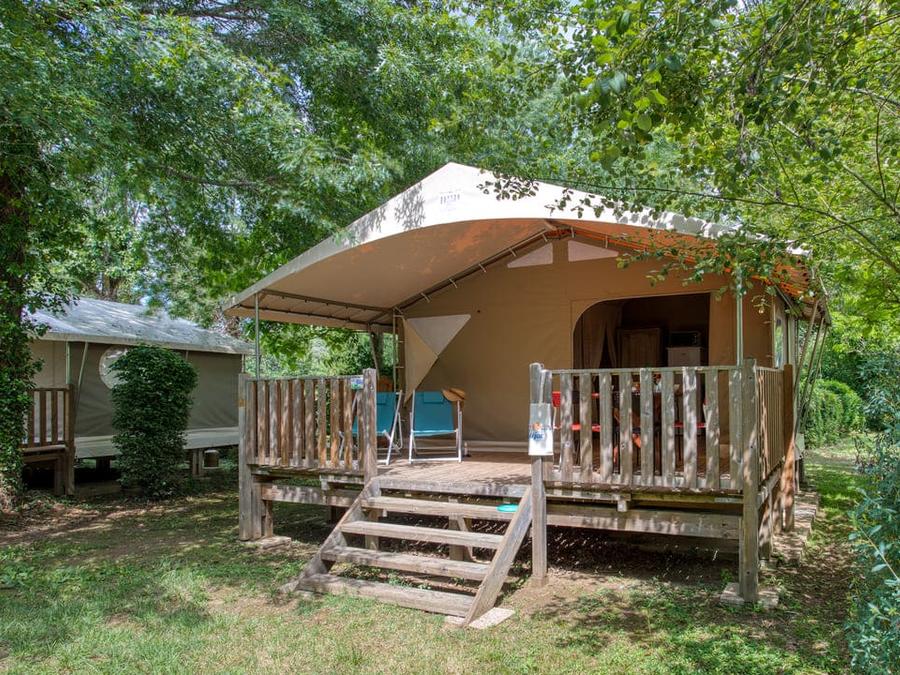 Tente en toile et en bois 5 personnes - LODGE CANADA sans sanitaires 20 m² 1