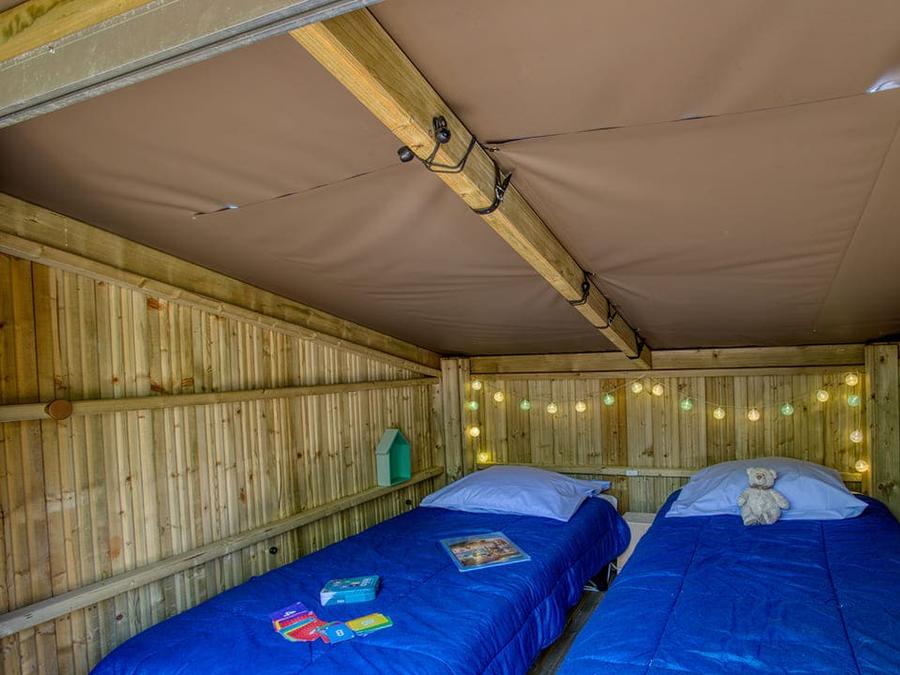 Hébergement 4 personnes - Cabane Camp'étoile 20m² - 2 chambres 6