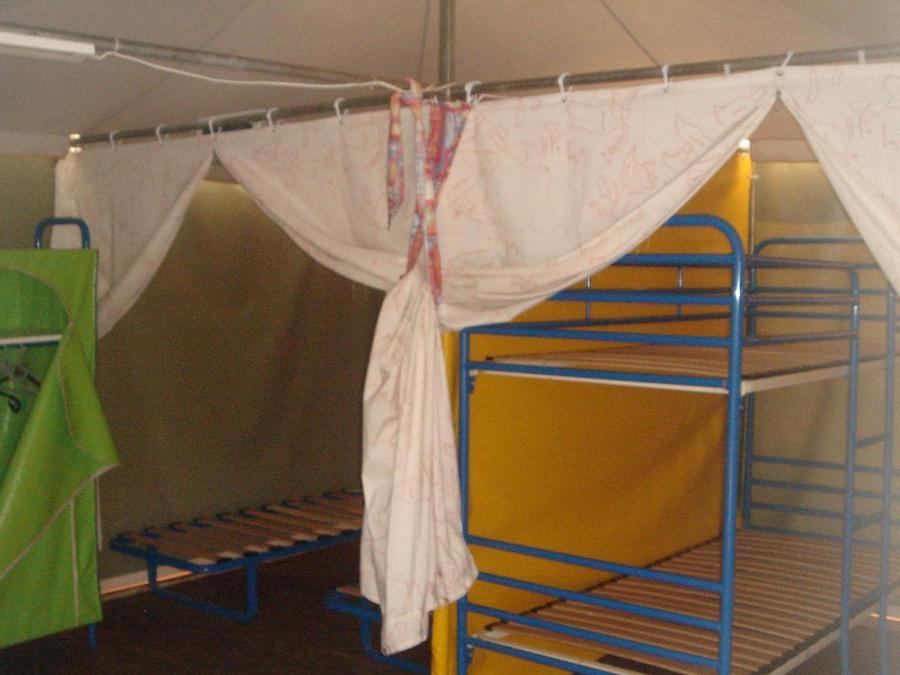 Bungalow toilé 5 personnes - 2 chambres 16m², sans sanitaires 1