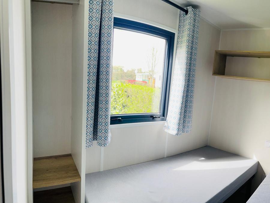 Tente en toile et en bois 4 personnes - Cabane Surfeur (sans salle de bain) 1