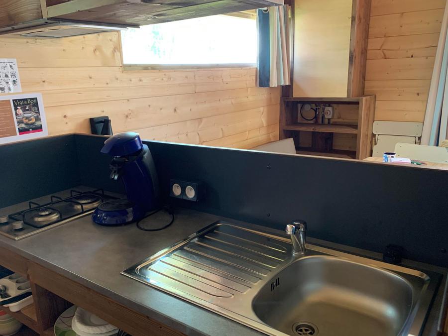 Hébergement 6 personnes - CABANE 4