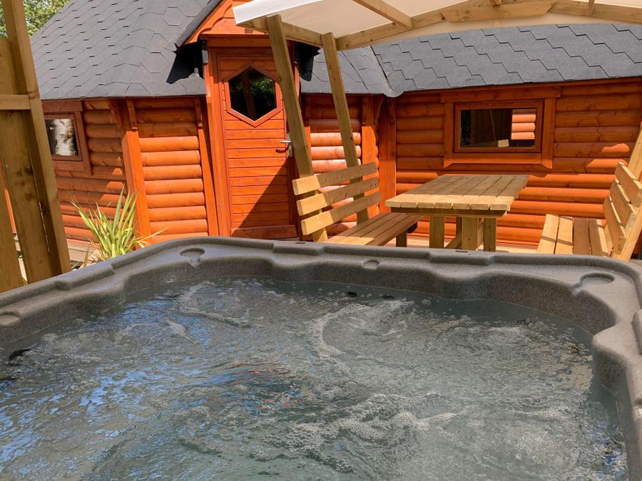 Hébergement 8 personnes - Kota 6/8 Pers. LUXE - avec Spa privatif 0