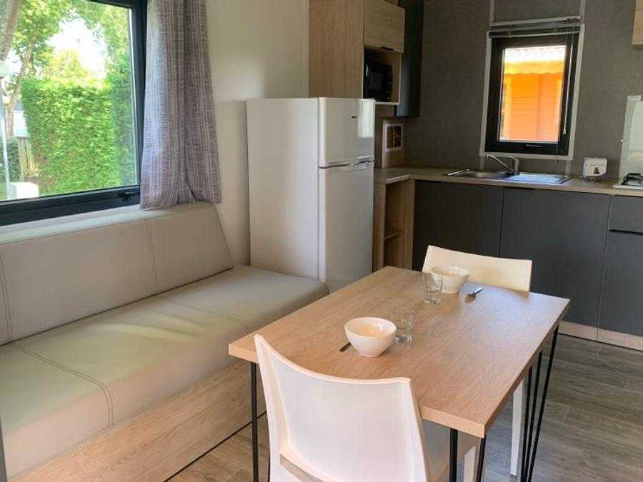 Mobilhome 2 personnes - 2 pers. - Terrasse couverte - 2 chambres 2 Pers. SAMEDI 1
