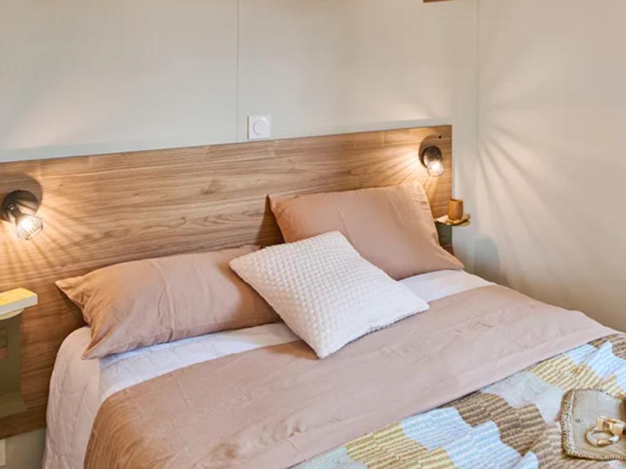 Mobilhome 14 personnes - 5 chambres (+ 1 convertible) - Terrasse couverte 3