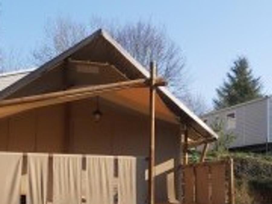 Tente en toile et en bois 5 personnes - Jungle Lodge 0
