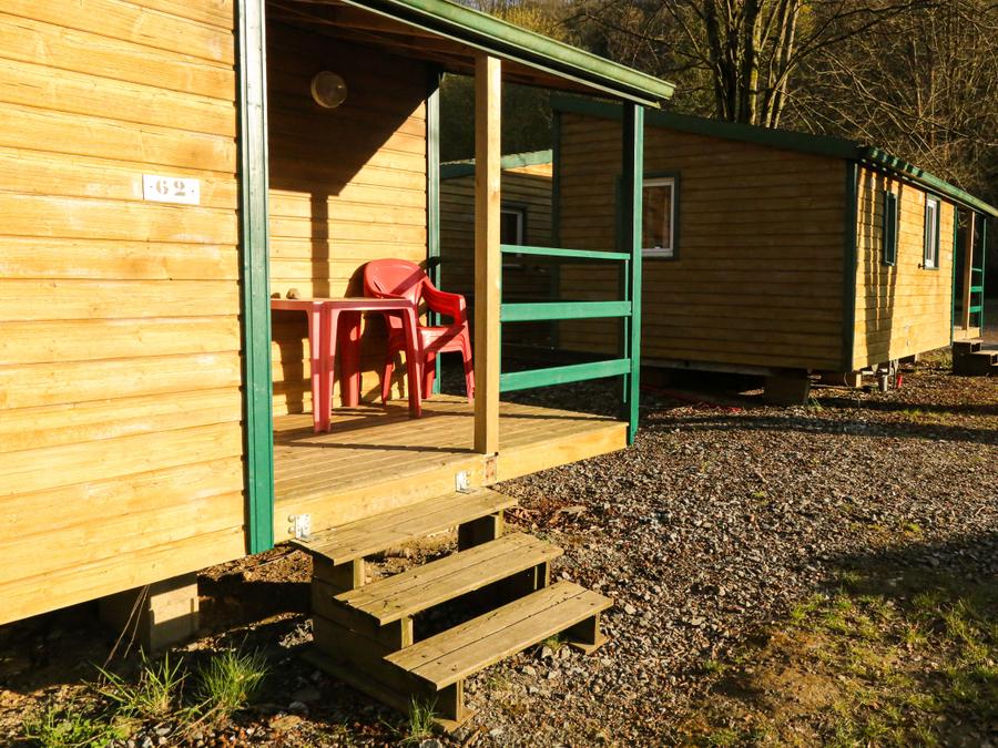 Chalet 4 personnes - Chalet locatif 2 chambres avec cuisine et WC séparé 0