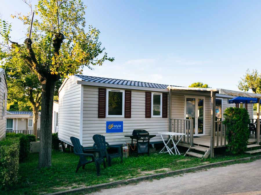 Mobilhome 6 personnes - Platine, 3 chambres, Par Lifestyle Holidays 0