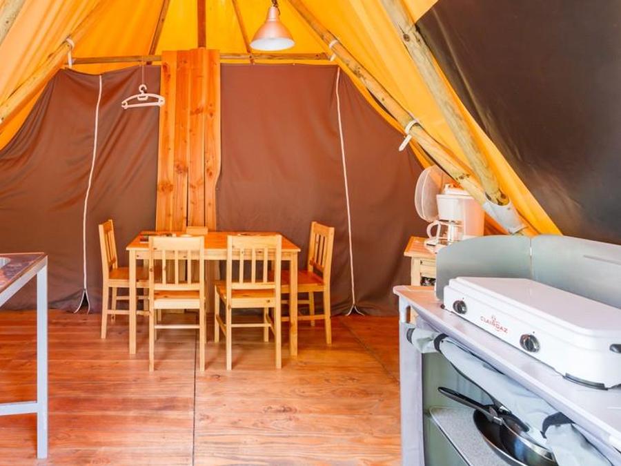 Tente en toile et en bois 4 personnes - TIPI Sans sanitaires 2