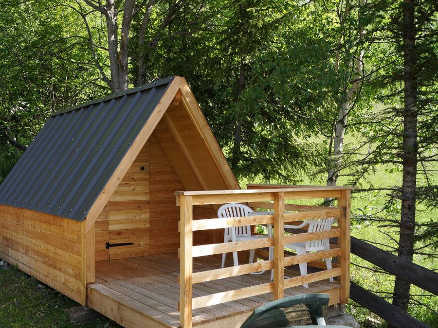 Hébergement 2 personnes - Hutte MARMOTTE - Pas de cuisine, pas de sanitaires (ni WC, ni salle de bain) 0