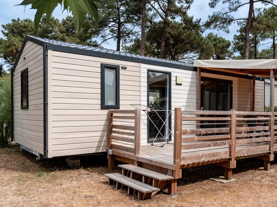 Mobilhome 4 personnes - Mobil-home Premium 31m² (2 chambres) + Lave Vaisselle + terrasse semi-couverte 15m² 0