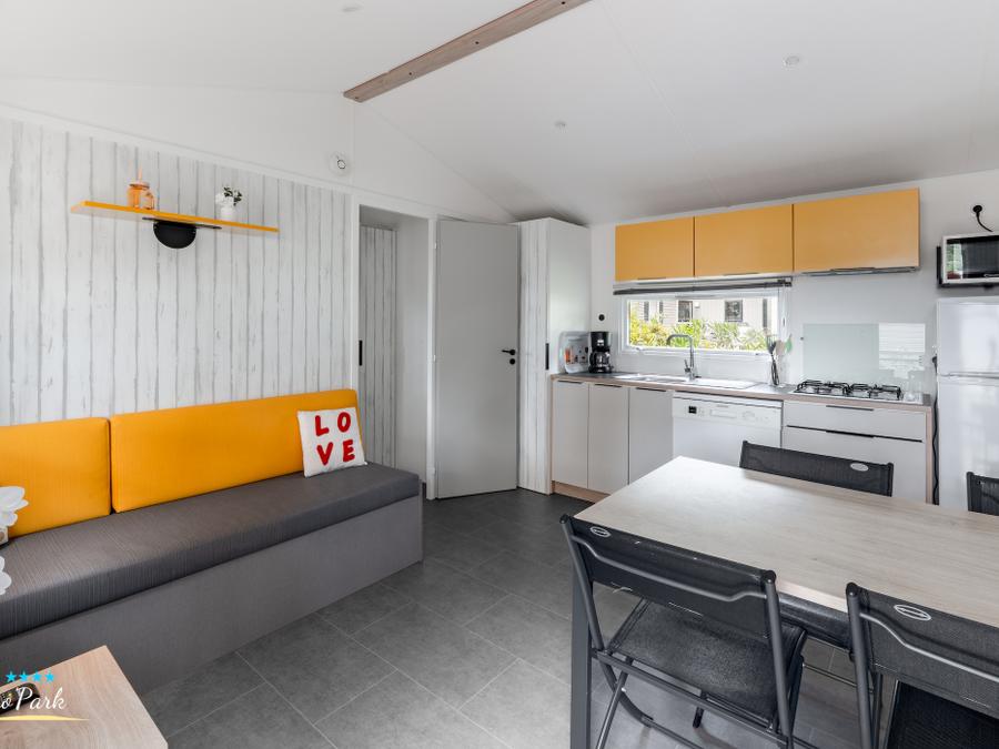 Mobilhome 4 personnes - Mobil-home Premium 32m² (2 chambres - 2 sdb) + Lave Vaisselle + terrasse semi-couverte 15m² 2