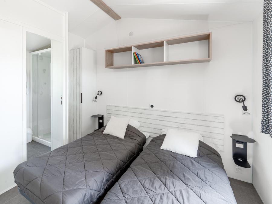 Mobilhome 4 personnes - Mobil-home Premium 32m² (2 chambres - 2 sdb) + Lave Vaisselle + terrasse semi-couverte 15m² 7