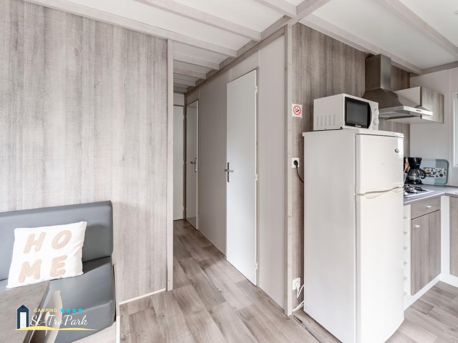 Chalet 4 personnes - Chalet Confort 26.5m² (2 chambres) + terrasse couverte + TV 2