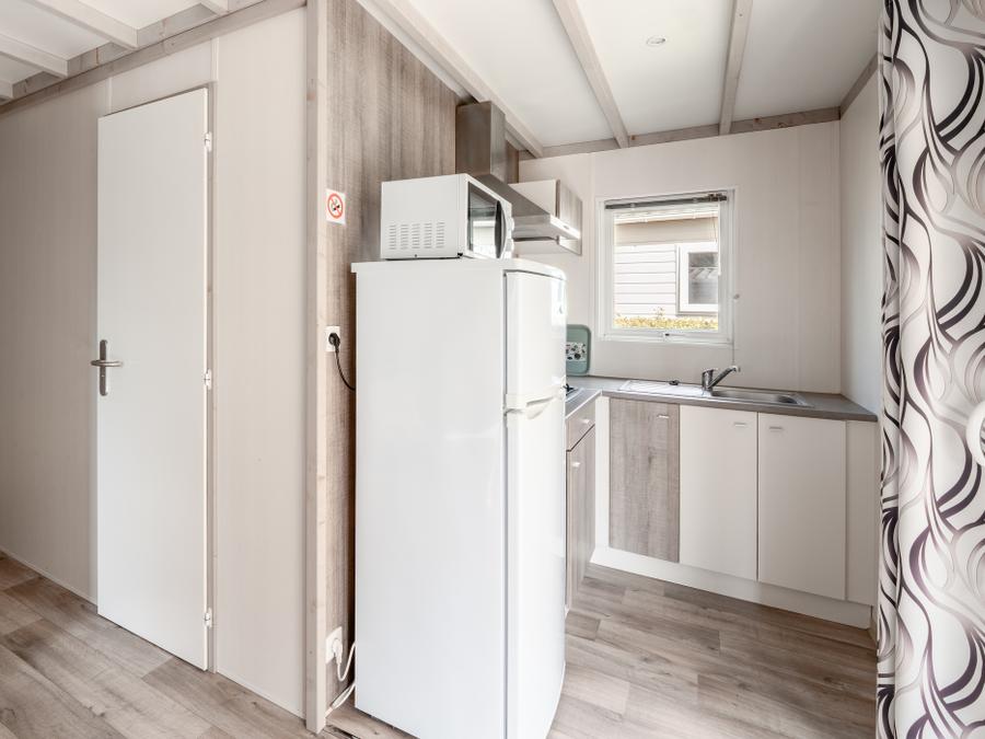 Chalet 4 personnes - Chalet Confort 26.5m² (2 chambres) + terrasse couverte + TV 4