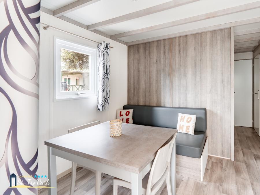 Chalet 4 personnes - Chalet Confort 26.5m² (2 chambres) + terrasse couverte + TV 1