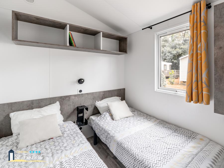 Mobilhome 6 personnes - Mobil-home Premium 33m² (3 chambres) + Lave Vaisselle + Lit 160 + Terrasse semi-couverte 15m² 7