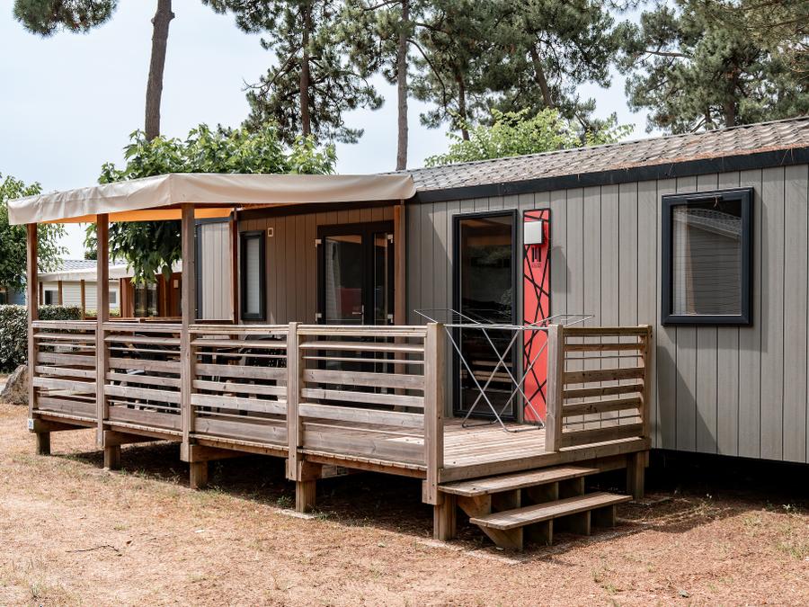Mobilhome 6 personnes - Mobil-home Premium 33m² (3 chambres) + Lave Vaisselle + Lit 160 + Terrasse semi-couverte 15m² 0