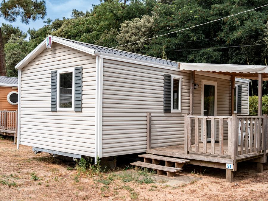 Mobilhome 4 personnes - Mobil-home Confort 27.5m² (2 chambres) + terrasse bois semi-couverte 11m² 1