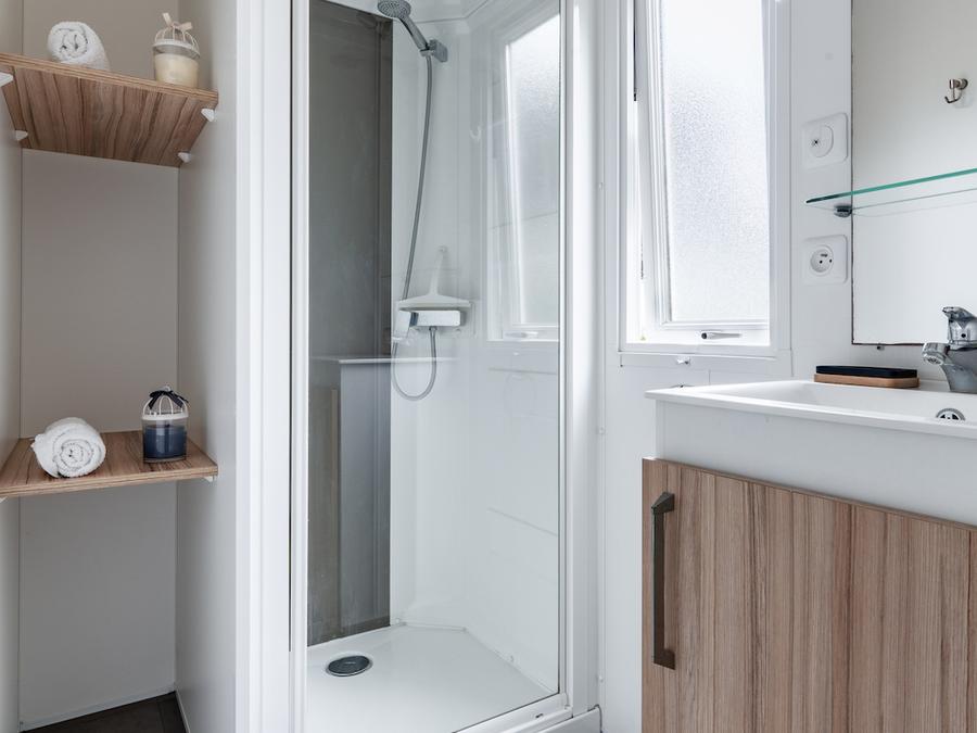 Mobilhome 4 personnes - Mobil-home Confort 27.5m² (2 chambres) + terrasse bois semi-couverte 11m² 7