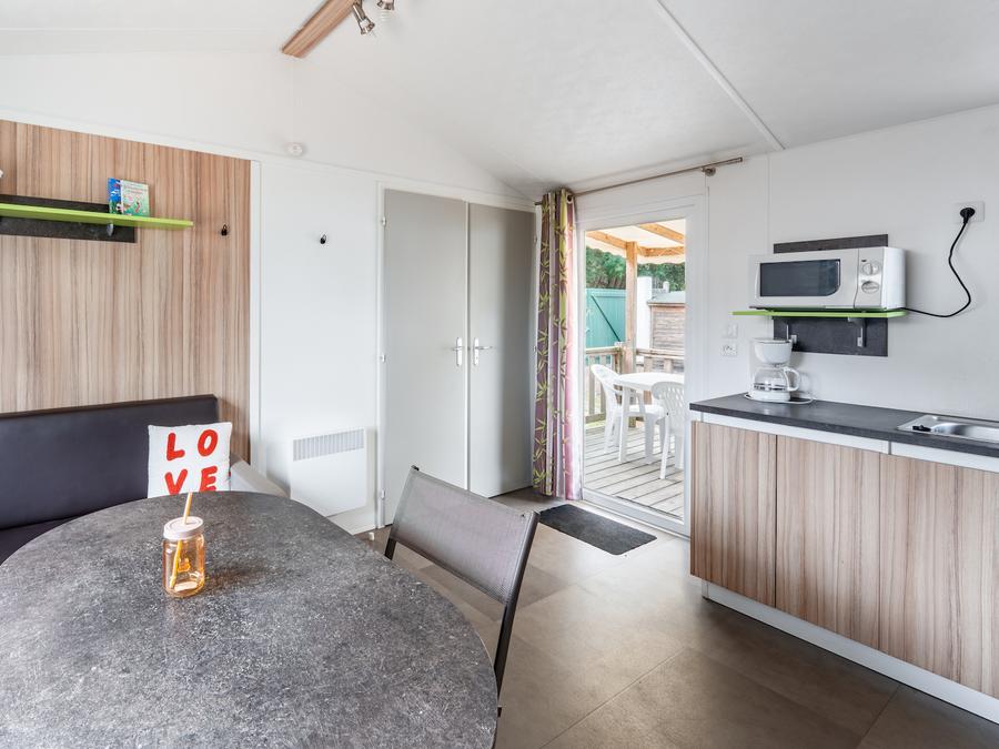 Mobilhome 4 personnes - Mobil-home Confort 27.5m² (2 chambres) + terrasse bois semi-couverte 11m² 6